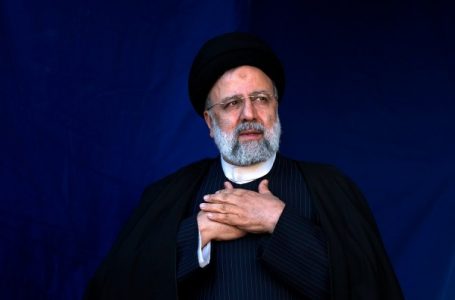 ​Irani shpalli pesë ditë zie pas vdekjes së presidentit