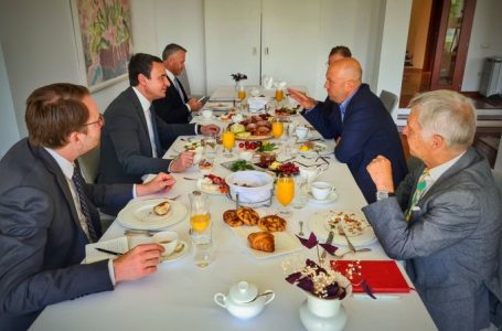 Rohde thotë se vizita e Sarrazit lidhet me Procesin e Berlinit