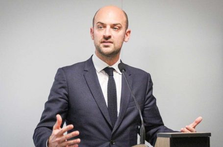Ministri francez, Barrot: Çështja e Kosovës mund të shkaktojë përçarje në KiE