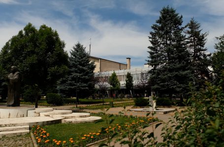 Parku i qytetit, edhe këtë vit i zbukuruar nga sektori privat