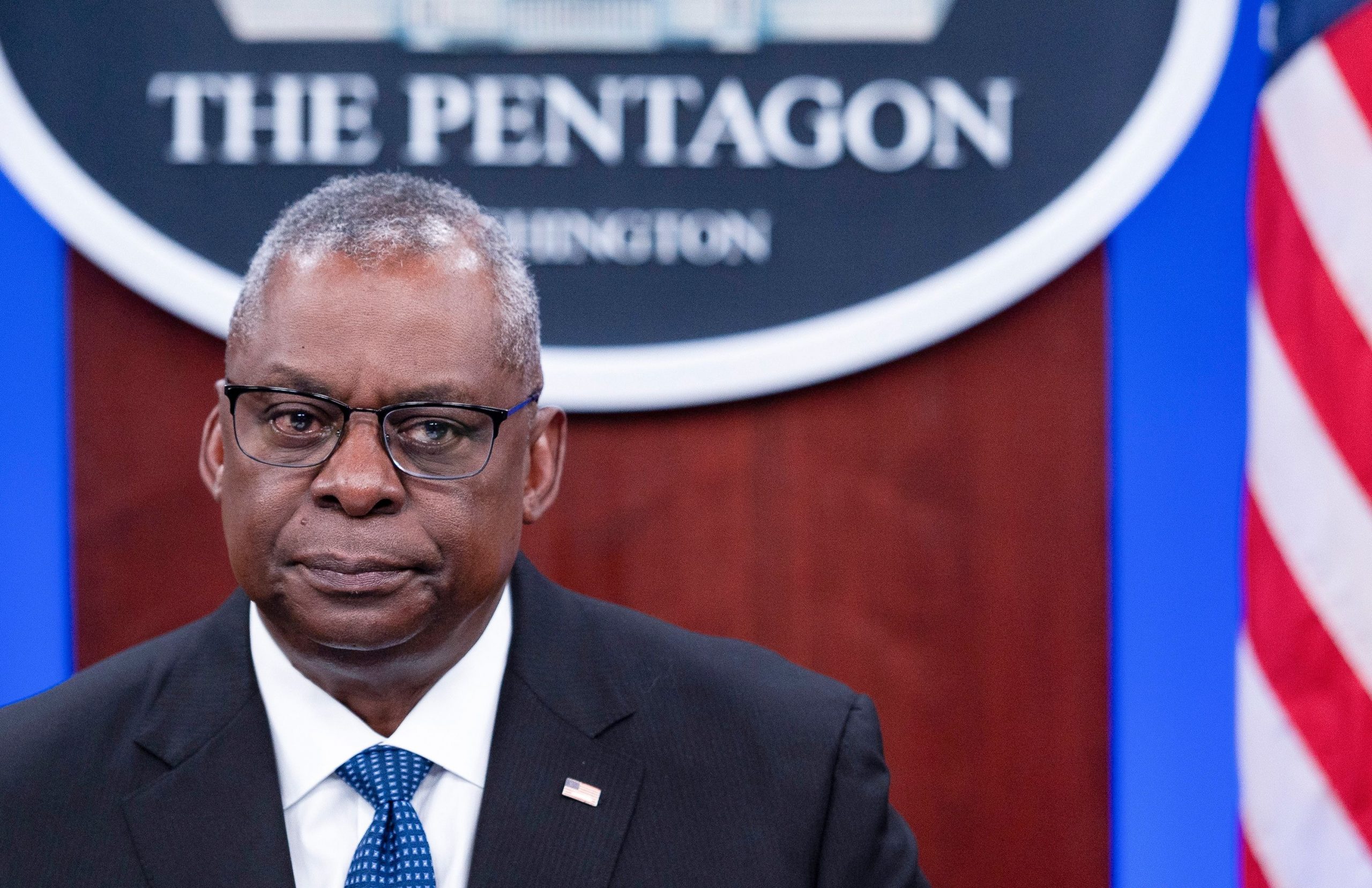 Shefi i Pentagonit konfirmon pauzimin e dërgesës së armëve për Izraelin