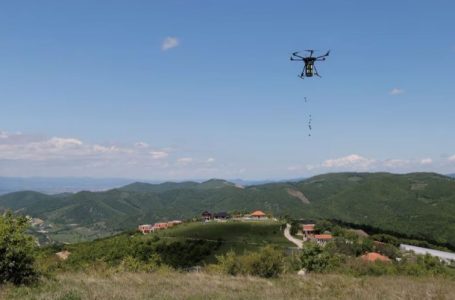 Reuters shkruan për dronët që hedhin fara në Kosovë