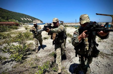 Pamje nga stërvitja e Batalionit të Forcave Speciale, njësia elite e Ushtrisë së Shqipërisë