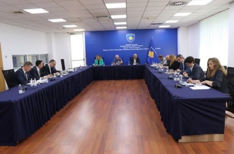 Sveçla me akterë institucionalë diskutojnë për planin kundër terrorizmit