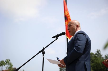 Haradinaj: Masakra e Dubravës shpërfaqi qartë gjenocidin e shtetit serb