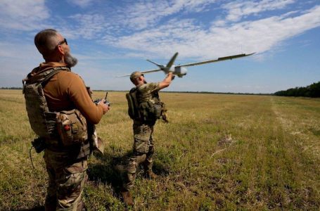 Ukraina rrit buxhetin për dronët