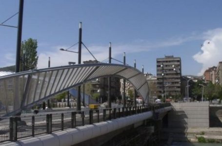 Hapja e Urës së Ibrit, Zyra e BE-së: Çdo vendim duhet të bëhet në kuadër të dialogut