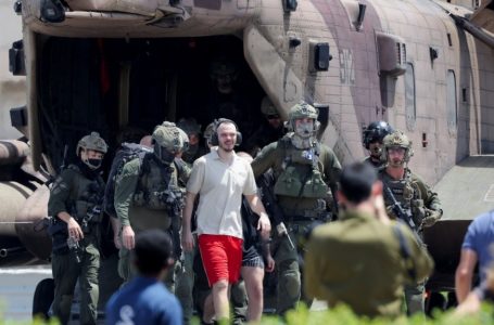 Lirohen katër pengje izraelite pas bastisjeve në Gaza