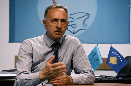 Azemi: Mbi një mijë punëtorë teknikë e ata të sigurimit do të hyjnë në grevë nga shtatori