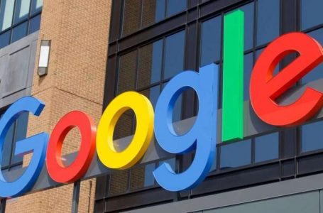 Google redukton vendet e punës