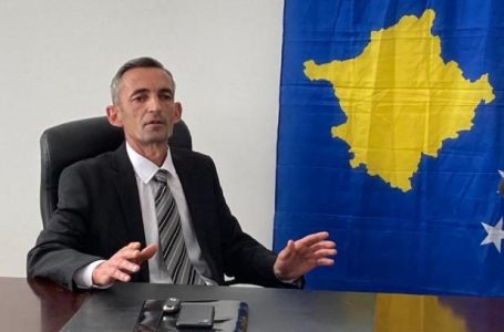 Peci: Tre kandidatë kanë shprehur interesim për pozitën e nënkryetarit të Komunës së Zveçanit