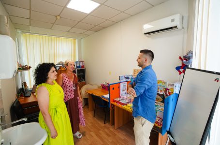Korporata Rugove dhuron donacion për Repartin e Psikiatrisë së Fëmijëve dhe Adoleshentëve në QKUK