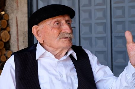 90 vjeҫari nga Shishmani kujton kohën kur fshati ishte plot