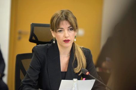 ​Albulena Haxhiu vazhdon sot intervistimin në Prokurorinë Speciale