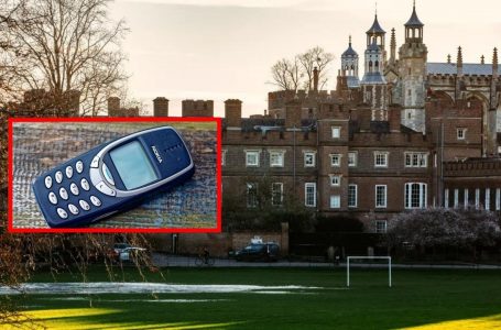 Shkolla në Britani ‘i detyron’ studentët të përdorin vetëm celularët e vjetër