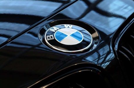 BMW tërheq më shumë se 390 mijë automjete, shkak problemi në airbag