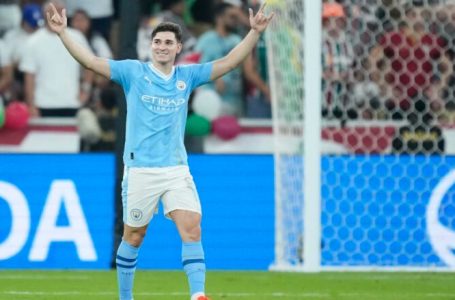 Jo vetëm Atletico Madrid, edhe dy gjigantët e Anglisë duan transferimin e Julian Alvarez