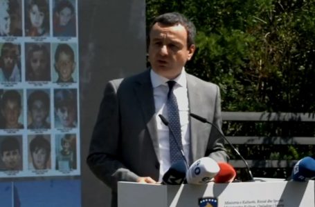 Kurti për masakrën e Poklekut: Ai hi i mbledhur, ai varr i përbashkët është dëshmi e gjenocidit të Serbisë