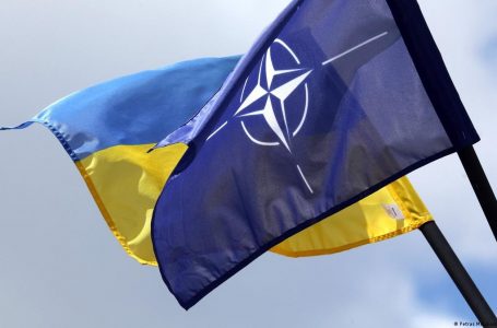 Ukraina kërkon nga NATO që ftesa për anëtarësim t’i bëhet javën e ardhshme në një takim në Bruksel