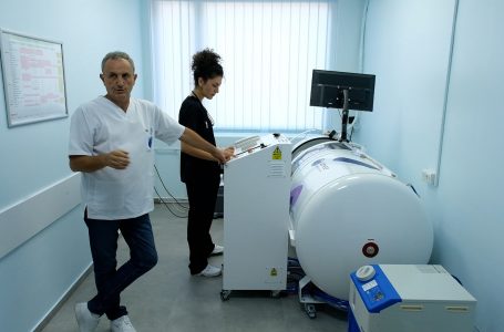 Dhoma hiperbarike, shërbimi më i ri në Qendrën Kombëtare të Mjekësisë së Punës