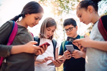 Fuqizimi i fëmijëve në epokën e mediave sociale