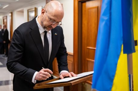 Ukraina merr 3.9 miliardë dollarë grant nga SHBA