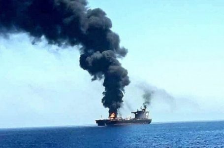 Një cisternë u sulmua në Hodeidah të Jemenit, thotë agjencia detare e Mbretërisë së Bashkuar