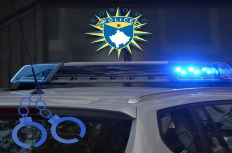 Sekuestrohen dy armë zjarri në Gjakovë
