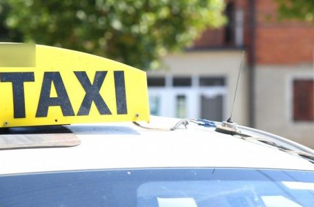 MINT mbikëqyrë taksimetrat në auto-taksi