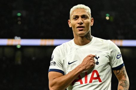 Richarlison nuk është i interesuar të transferohet në Arabinë Saudite