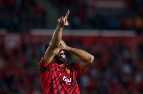 Ballinat e mediumeve spanjolle mbushen me imazhin e Vedat Muriqi pas paraqitjes fantastike përballë Real Madridit