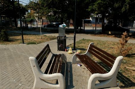 Hapësira të shumta publike, tejet të dëmtuara