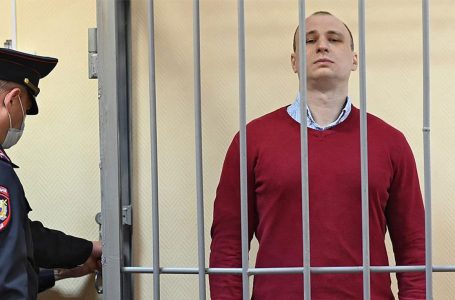 Një shtetas amerikan është arrestuar në Rusi për dhunë ndaj një oficeri policie