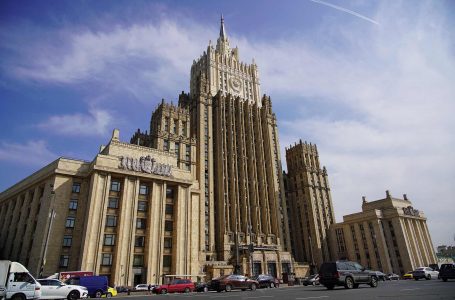 Rusia proteston te SHBA për gazetarët amerikanë në Kursk