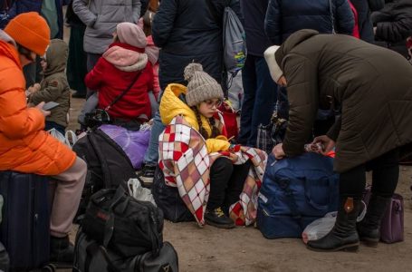 Ligji i Hungarisë mund t’i lë refugjatët ukrainas të pastrehë