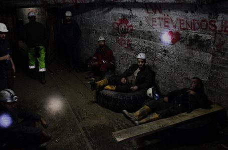 Minatorët nuk presin të marrin pagat as këtë javë