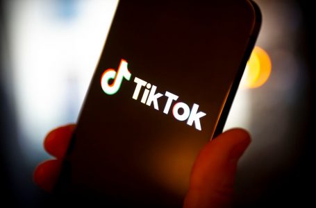 ​“Kjo është për t’u frikësuar”, prindërit në hall me sfidat e Tiktokut