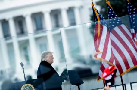 Donald Trump do të qëndrojë pas xhamit antiplumb në takime publike
