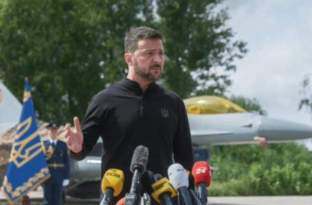 Zelensky: Ukraina merr avionët e parë luftarakë F-16