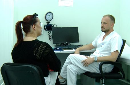 Dr. Hoxha: Shumica e pacientëve e kalojnë gripin me mjekim në shtëpi