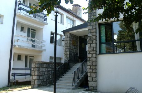 Konvikti “Sadik Stavileci” gati për nxënës e studentë, çmimi mbetet i njejtë