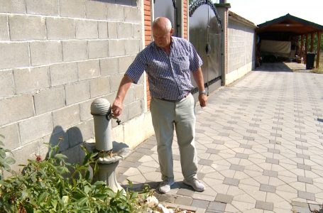 Reduktimet e ujit të pijes, shqetësim për banorët e fshatit Hereq