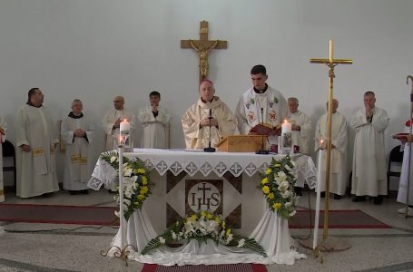 Nunci Apostolik nga Vatikani vie në Gjakovë, shënohet festa e Shën Mihillit