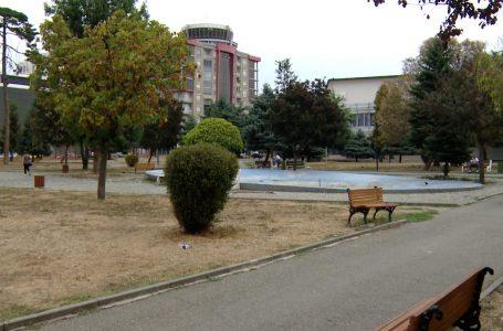 “Fontana” në parkun e qytetit, çfarë do të ndodhë me të?