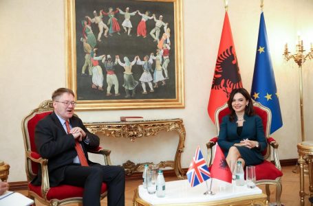 Kryetarja e Kuvendit të Shqipërisë, Elisa Spiropali, priti sot ambasadorin Abbott