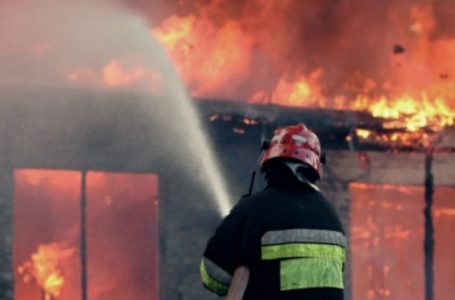 I vihet zjarri stallës në fshatin Botushë, rasti nën hetim