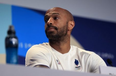 Kalendari i ngjeshur, Henry kundër UEFA-s dhe FIFA-s: Mbi të gjitha ka rëndësi shëndeti i lojtarëve