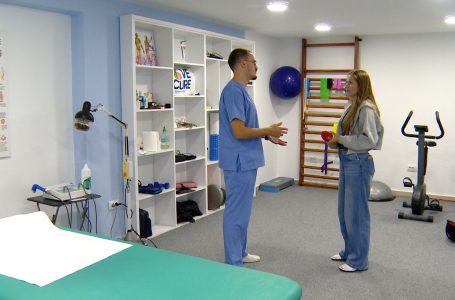 Qëndrimi ulur gjatë, të pasohet nga aktiviteti fizik