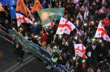 Gjeorgjia ndodhet në një udhëkryq mes BE-së dhe Rusisë në zgjedhjet kryesore dhe të tensionuara