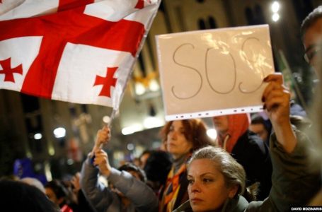 Prokurorët nisin hetim ndaj dyshimeve për manipulim të zgjedhjeve në Gjeorgji